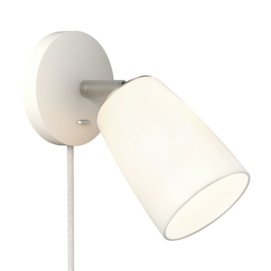 Astro Carlton Wall Plug-In Wall Light in Porcelain